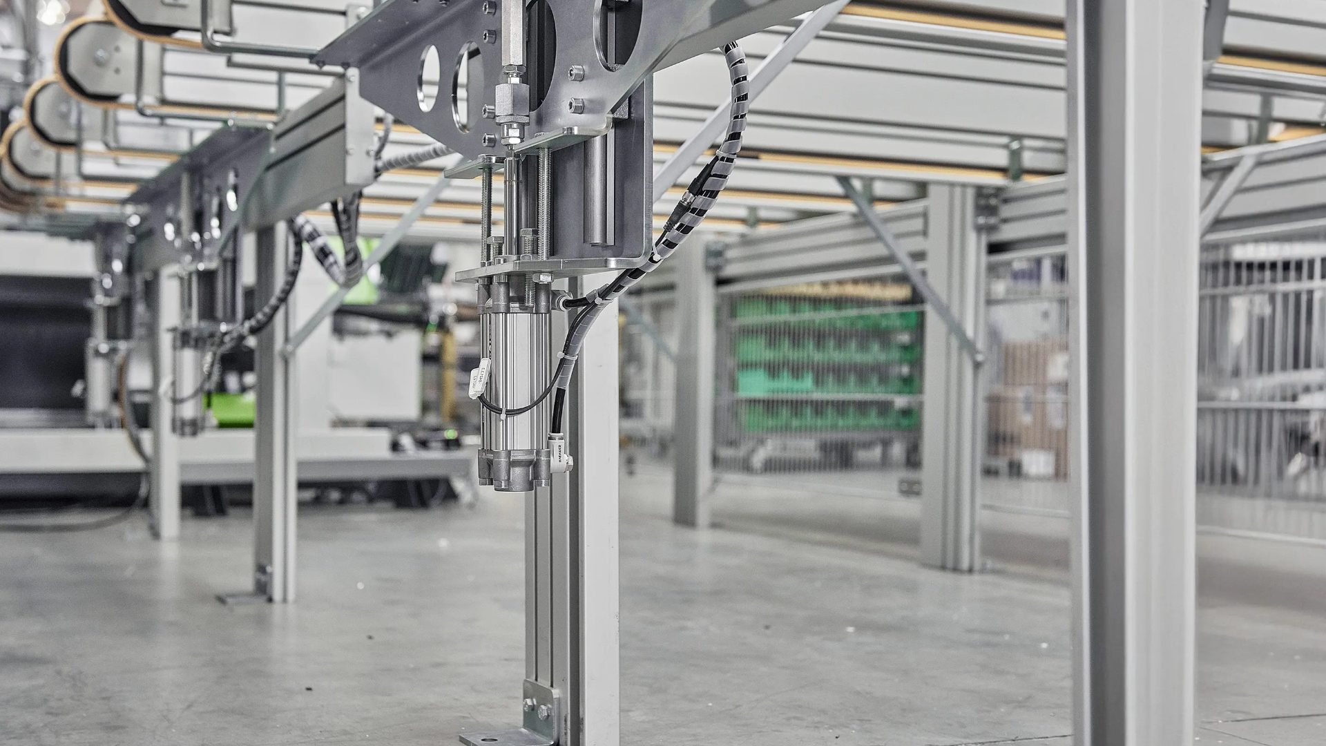 Pneumatic slide cylinder inspection and measurement equipment application